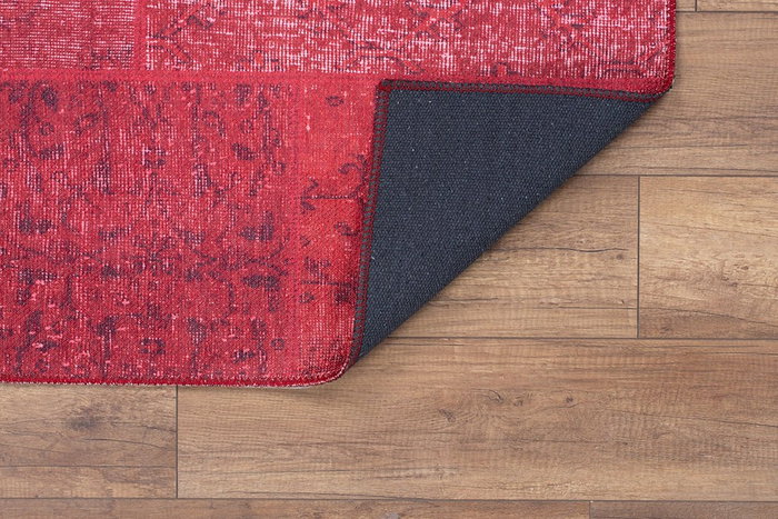Conceptum Jazz Chenille - Red AL 164 Multicolor 150 x 230 cm Conceptum Jazz Chenille - Red AL 164 Multicolor 150 x 230 cm